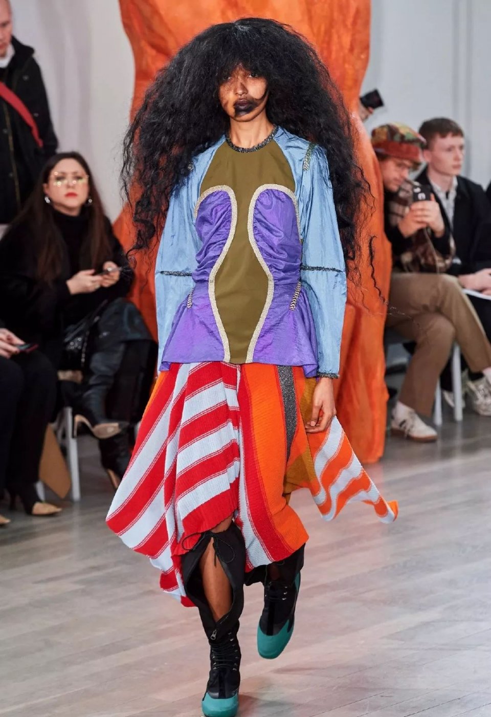 火狐电竞平台|康美药业巨资打造百亿中药城(图1) 火狐电竞平台